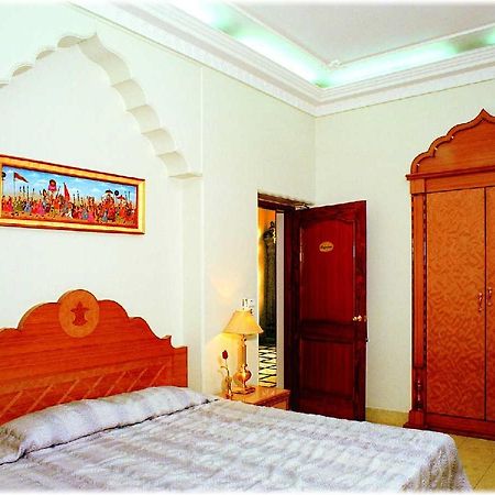 Bajaj Indian Home Stay New Delhi Buitenkant foto