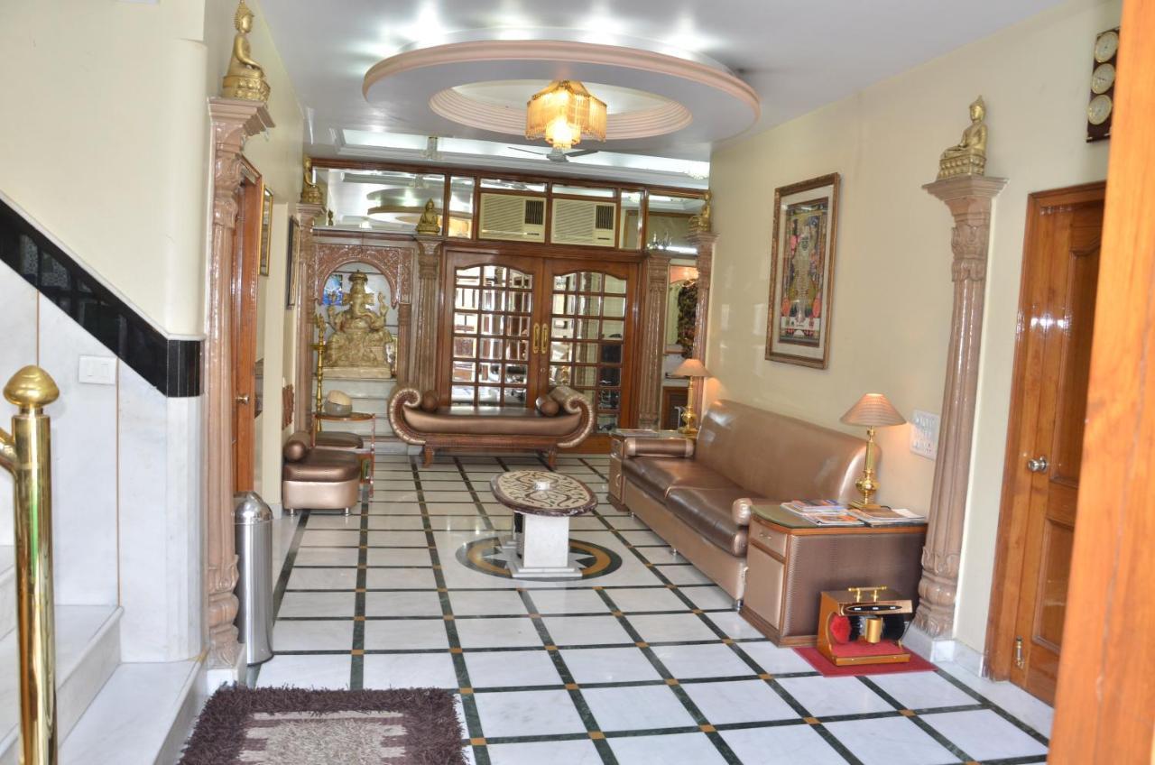 Bajaj Indian Home Stay New Delhi Buitenkant foto