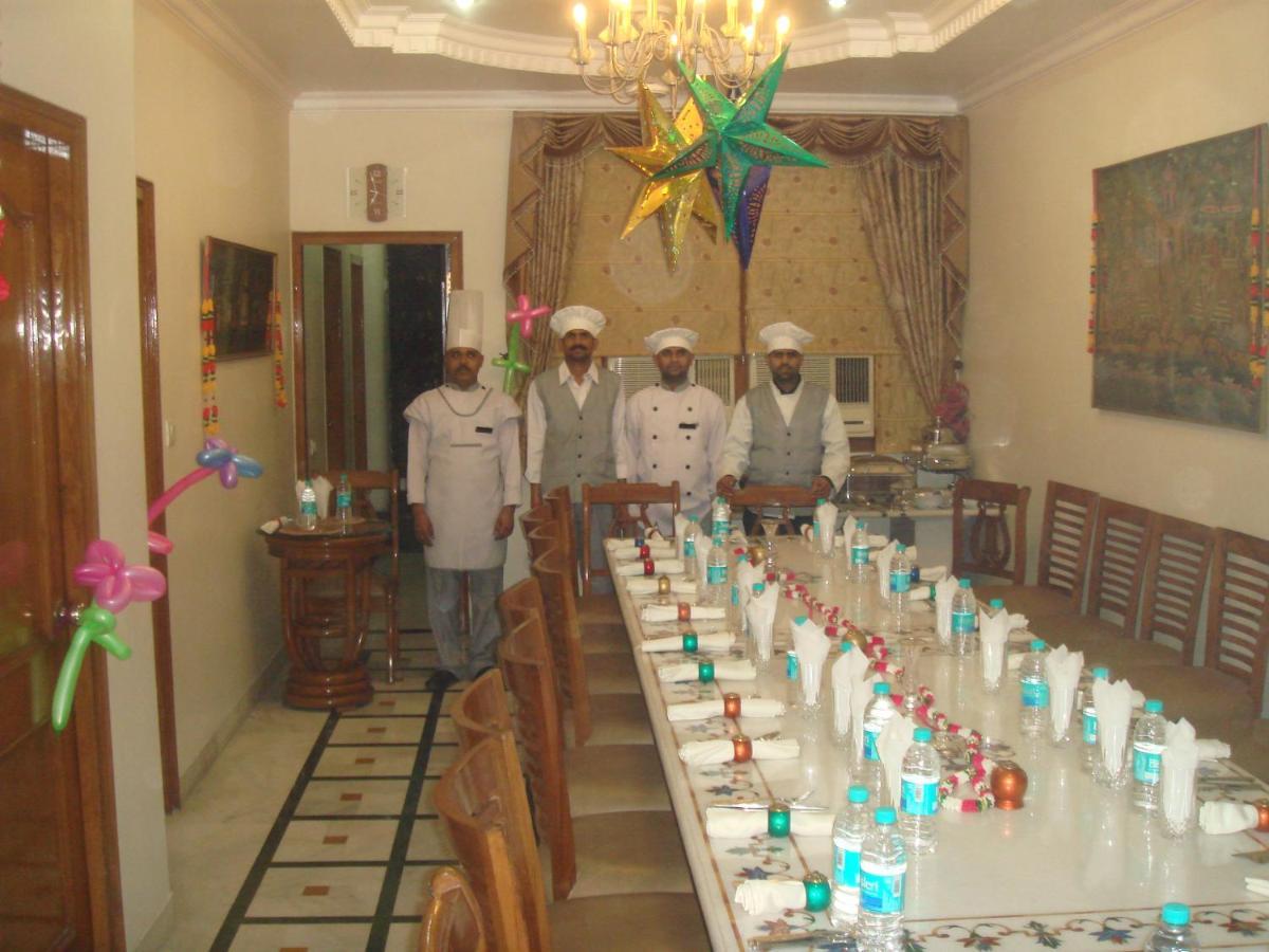 Bajaj Indian Home Stay New Delhi Buitenkant foto