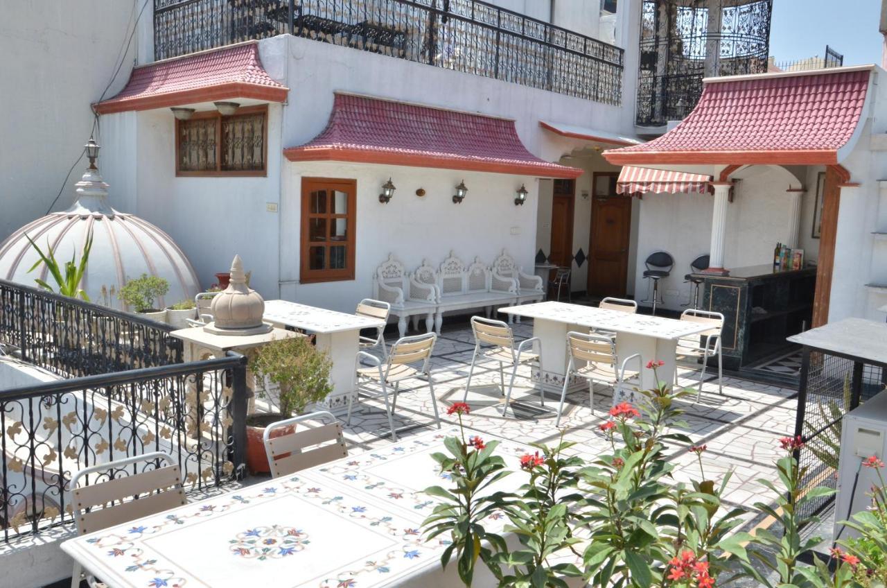 Bajaj Indian Home Stay New Delhi Buitenkant foto