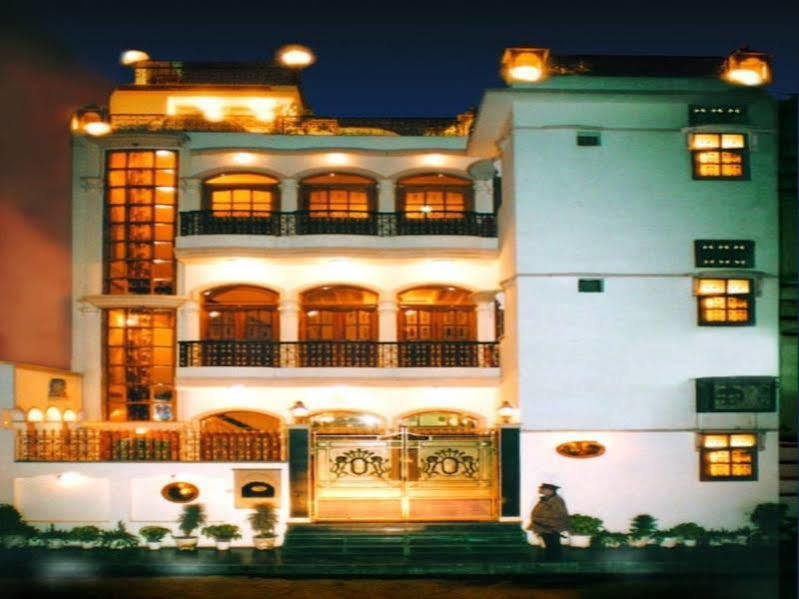 Bajaj Indian Home Stay New Delhi Buitenkant foto
